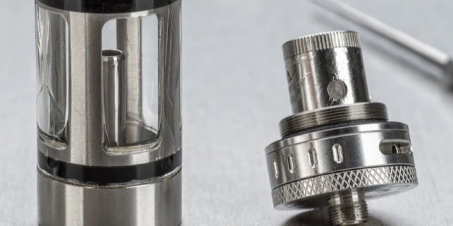 Replaceable Coils vs. Permanent Coils in Vape Pods: Which Is Better?