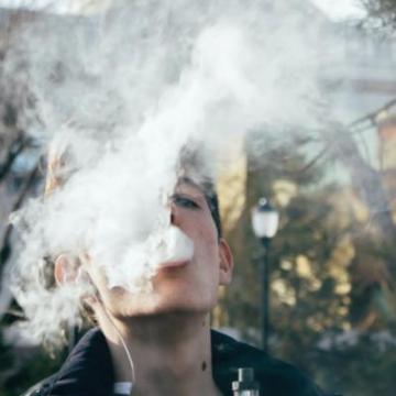 CBD On-the-Go: The Future of Disposable Vaping
