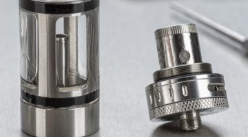 Replaceable Coils vs. Permanent Coils in Vape Pods: Which Is Better?